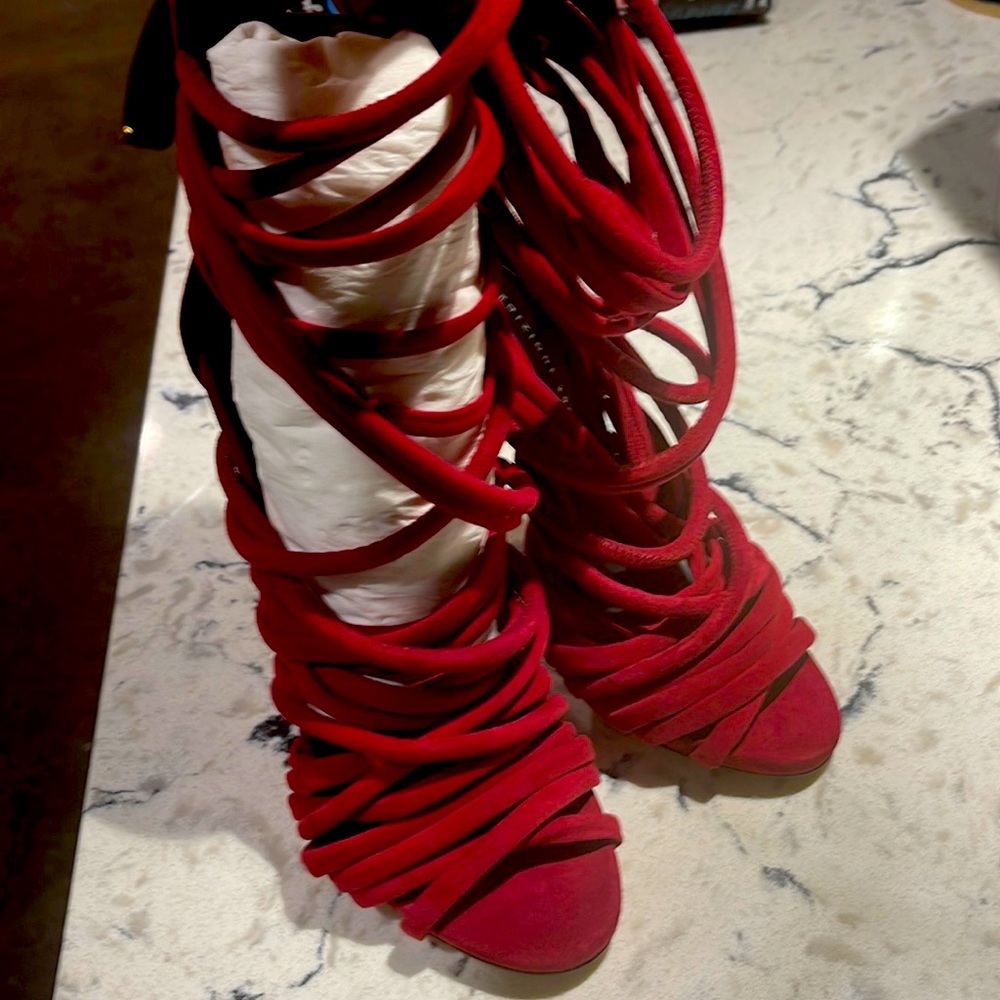 Red haute heels, brand new